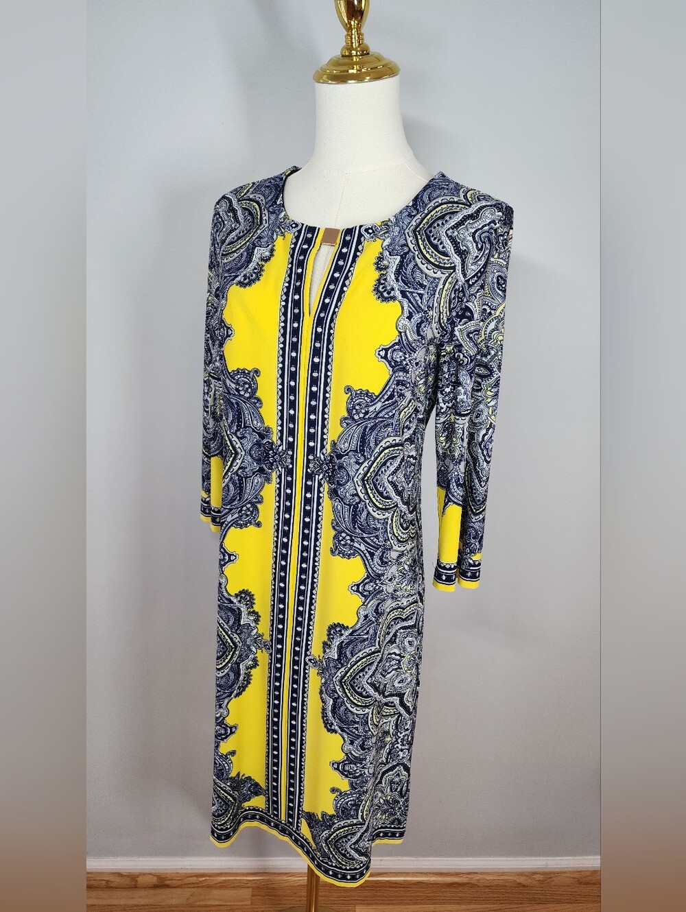 Sandra Darren Shift Dress Paisley Print 3/4 Sleeve Party Casual Size S